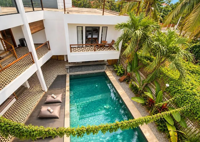 The Boutique 3*